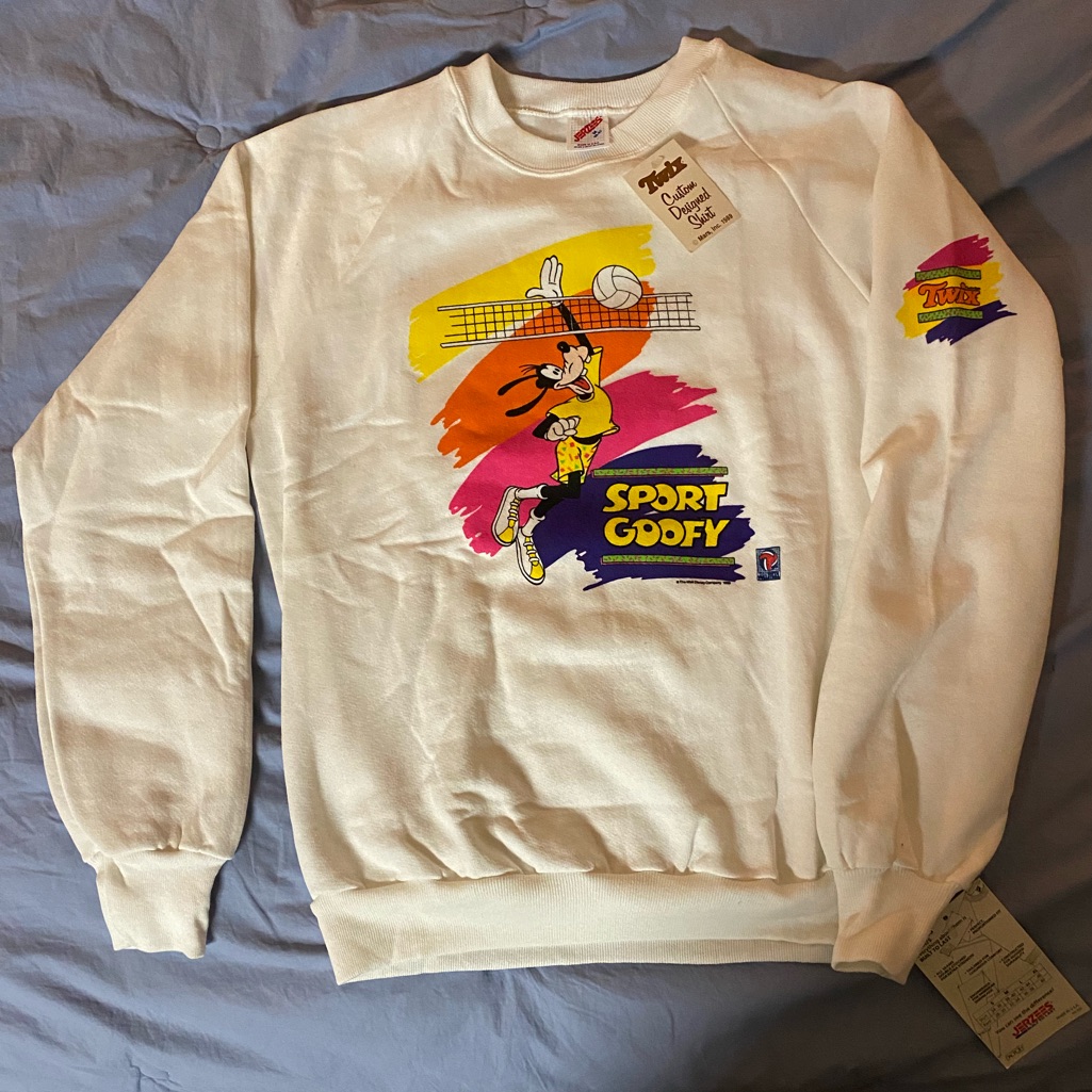 Rare Vintage Disney X Mars Collab Crewneck Rare Vintage Disney X Mars Collab Crewneck